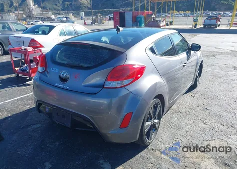2016 Hyundai Veloster z USA, uszkodzony, nr VIN KMHTC6AD7GU261794